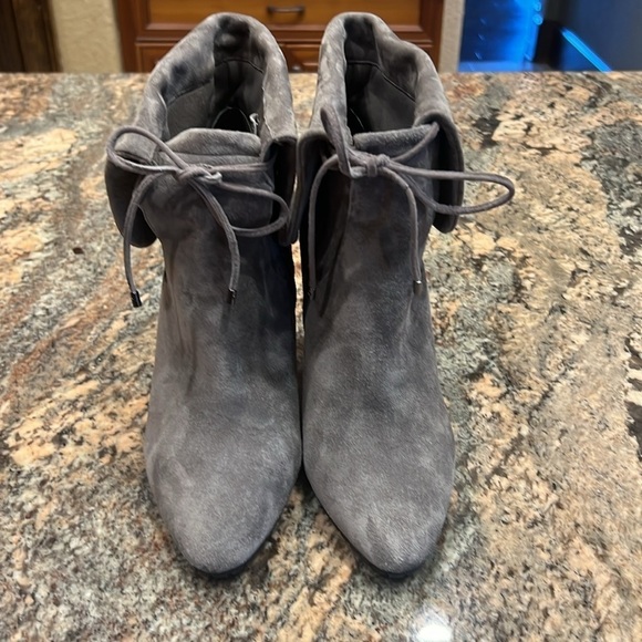 White House Black Market Gray Suede Britton Wedge Ankle Booties Size 9.5 - Picture 11 of 11